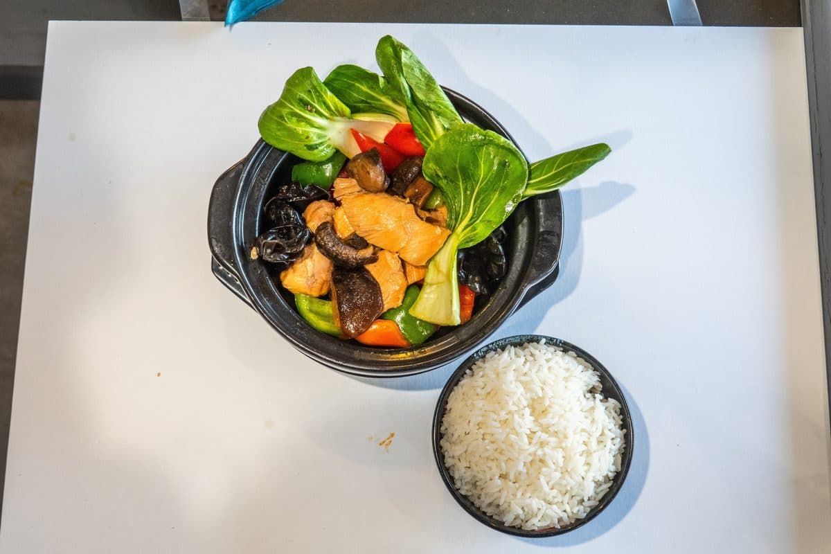 黄焖鸡米饭套餐 Braised Chicken Rice Combo